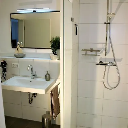 Dat Molenhuus Ferienwohnung Seemowe - #116963 *